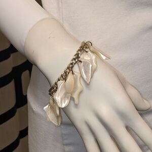 Gorgeous vintage raw mother of pearl shell pieces bracelet